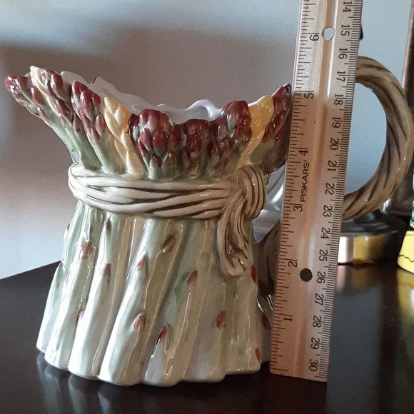 Asparagus Ceramic Pitcher - Picture 4 of 6